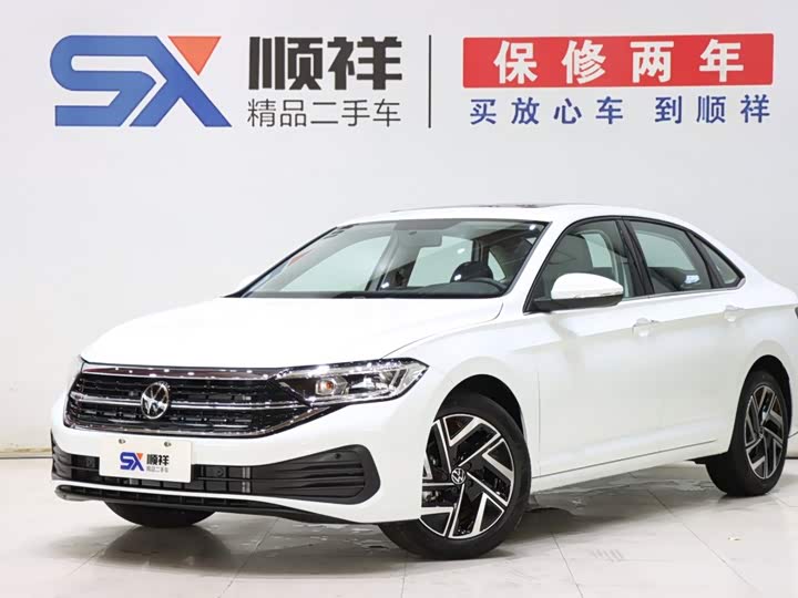 Sagitar 2025 facelift 2 300TSI DSG transcendent version