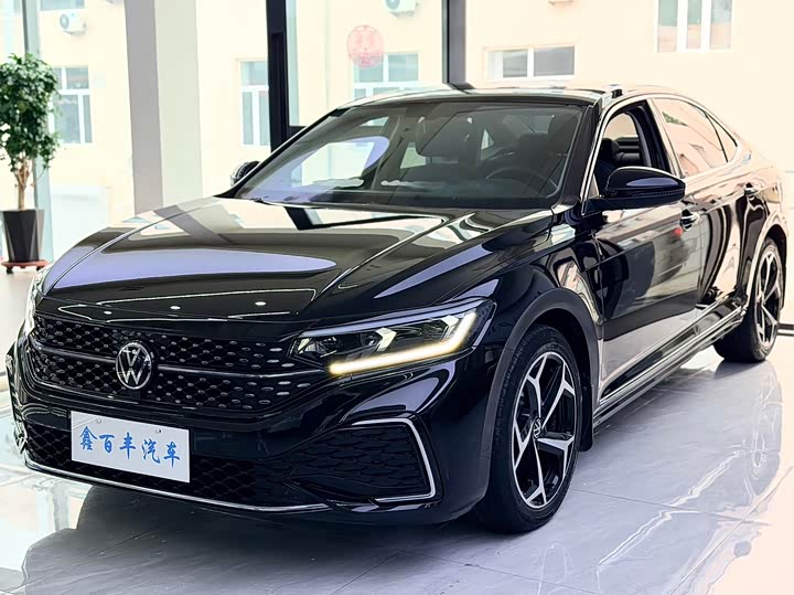 Passat 2023 330TSI Starry Sky Elite Edition