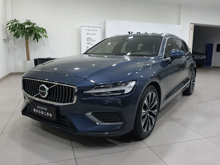 Volvo V60 2023 B5 Zhiyuan Luxury Edition