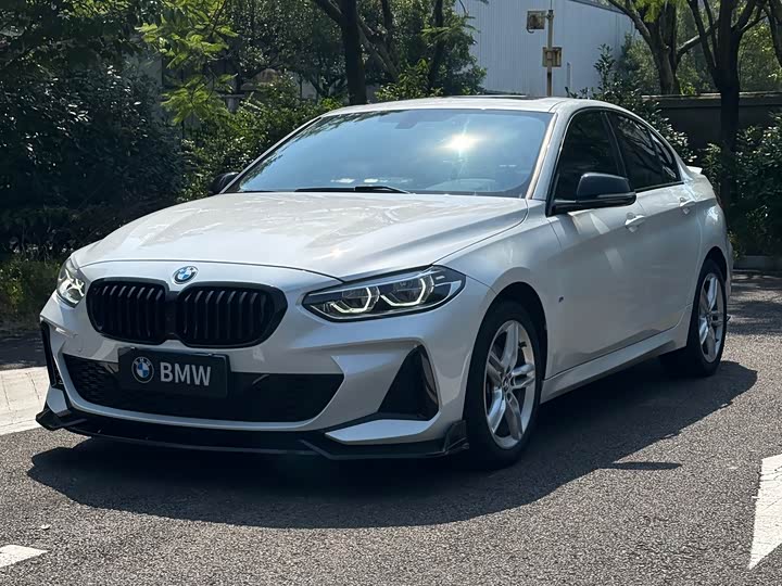 BMW 1 Series 2021 120i M Sports Night Edition