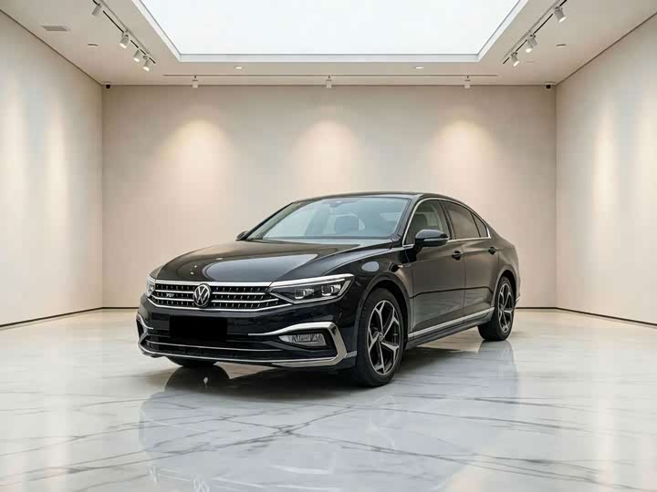 Magotan 2023 2 Million Edition 330TSI DSG Luxury