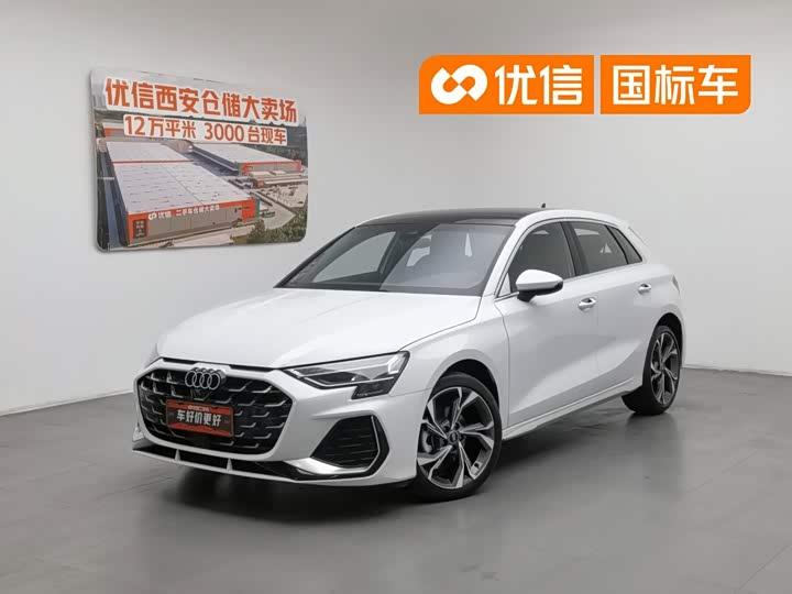 Audi A3 2025 Sportback 35TFSI Flying Spur Exclusive Model