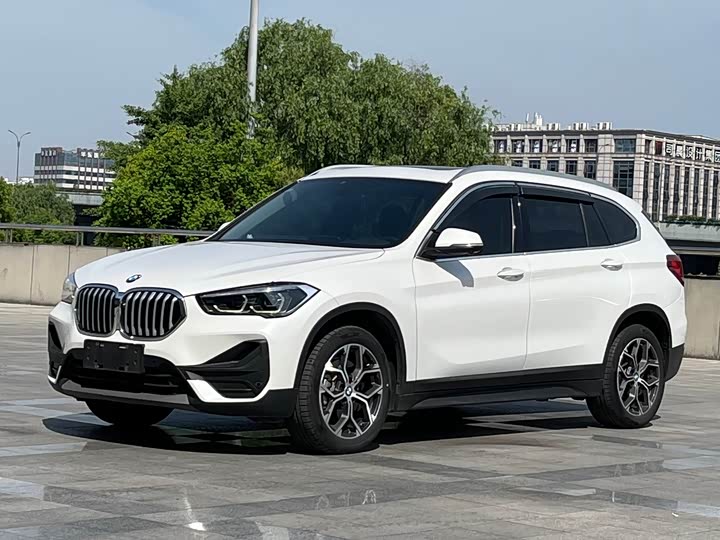 BMW X1 2022 sDrive25Li Leading Model