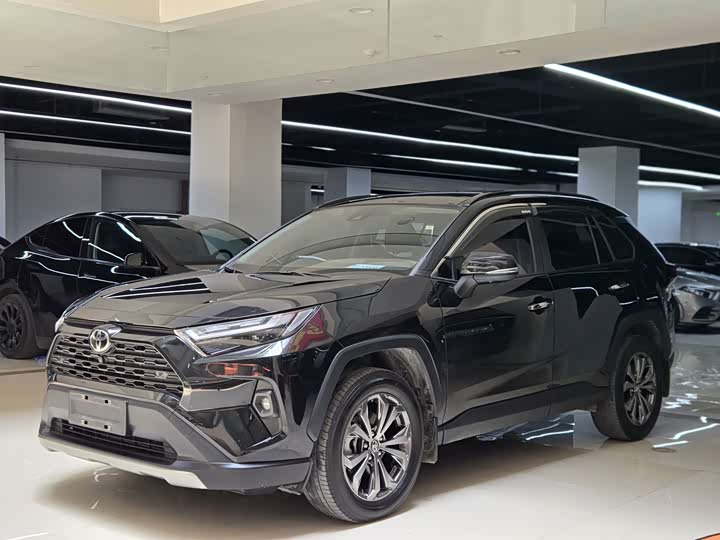 RAV4 Rongfang 2023 2.0L CVT two-wheel drive fashion Plus version
