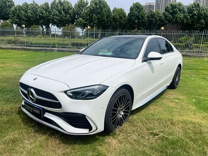 Mercedes-Benz C-Class 2024 facelift three C 260 L sports version