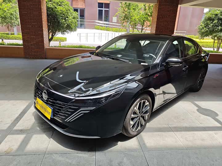 Teana 2026 Hongmeng Cockpit 2.0L Super Comfort Edition