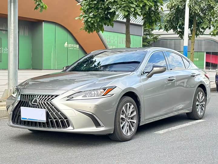Lexus ES 2023 200 Excellence Edition
