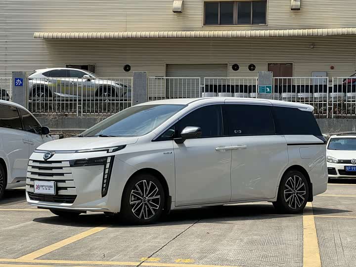Trumpchi E8 PHEV 2024 model 150km MAX