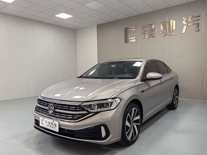 Sagitar 2023 300TSI DSG Excellence Edition
