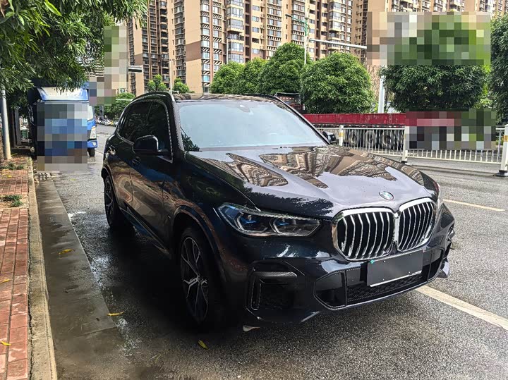 BMW X5 2023 xDrive 40Li M Sports Package