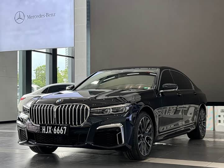 BMW 7 Series 2021 740Li Leading M Sports Package