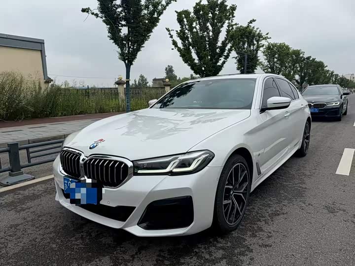 BMW 5 Series 2022 Facelift II 530Li Luxury M Sport Package