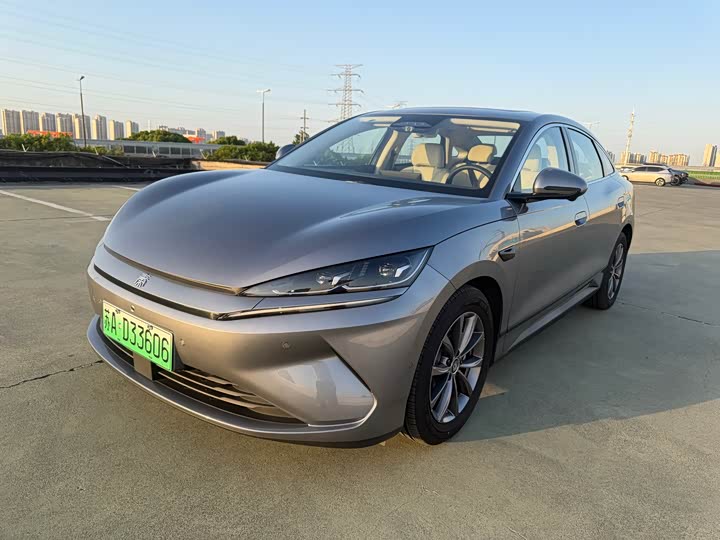 Qin L 2025 EV 545KM transcendent model