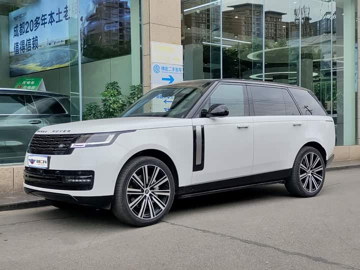 Range Rover 2025 3.0 L6 400PS Extended Edition