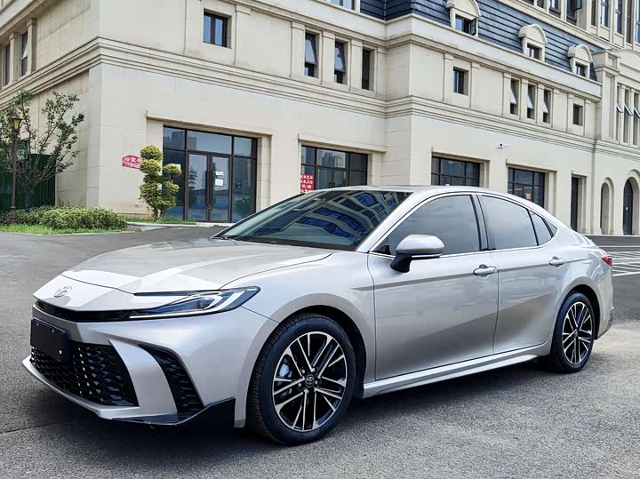 Camry 2026 Hybrid 2.0HSE Sport Lite Edition
