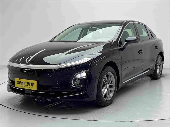 Hongqi E-QM5 2024 500km travel version