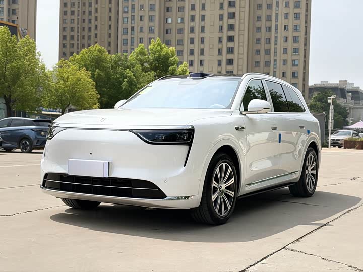 Wenjie M8 2025 extended range Max version 37kWh 5-seater version (192-line lidar)