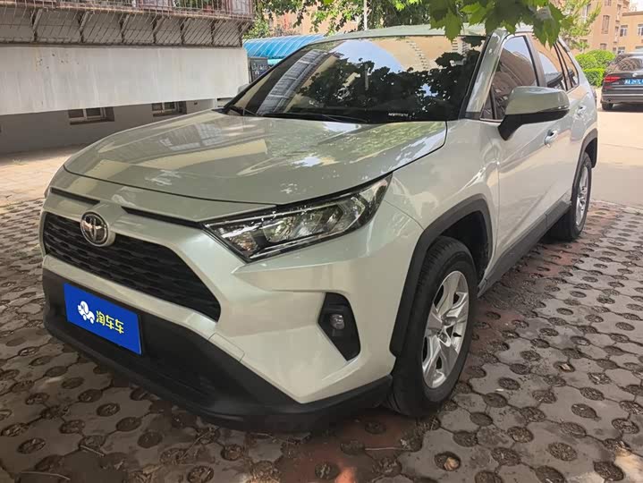 RAV4 Rongfang 2024 2.0L CVT two-wheel drive urban version