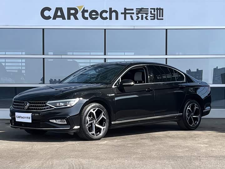 Magotan 2023 model 2 million commemorative edition 330TSI DSG luxury model 