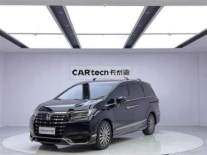 Alison 2022 model 2.0L e:HEV luxury version 
