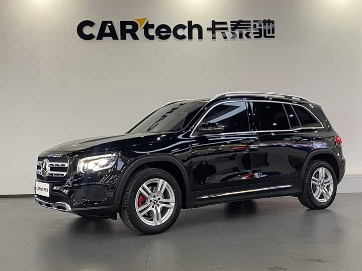 Mercedes-Benz GLB 2023 GLB 200 fashion model