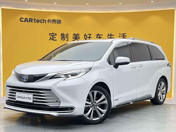 2024 SIENNA 2023 2.5L Hybrid Platinum Edition