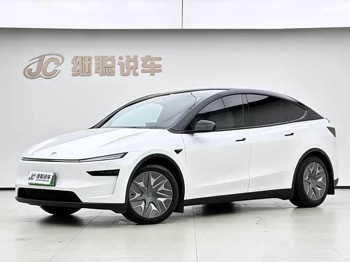 2026 Model Y L 2025 long-range all-wheel drive version