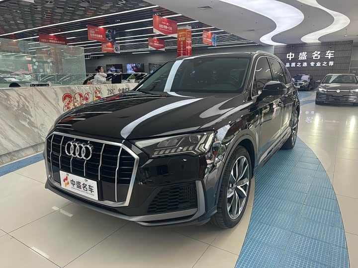 2024 Audi Q7 2023 55 TFSI quattro S line Sport