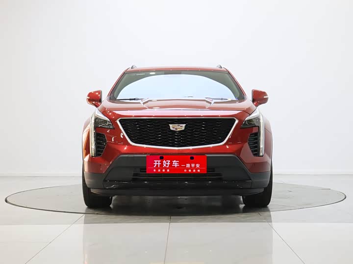 2022 Cadillac XT4 2022 Model 28T 4WD Platinum Model