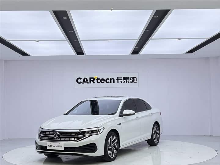 Sagitar 2023 model 300TSI DSG transcendent version