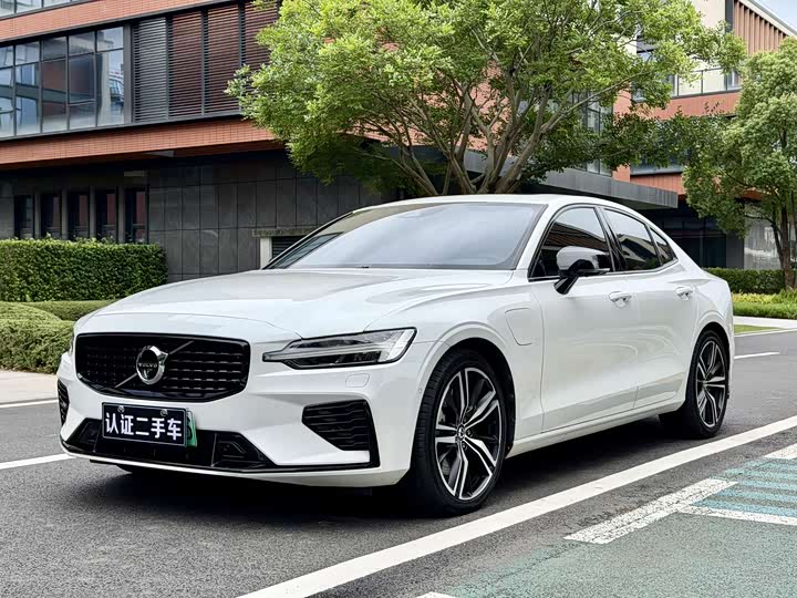 2021 VolvoS60 Plug-in Hybrid 2020 Model T8 E-Drive Hybrid 4WD Zhiya Sports Edition