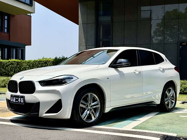 2023 BMW X2 2023 sDrive25i M Sports Night Edition