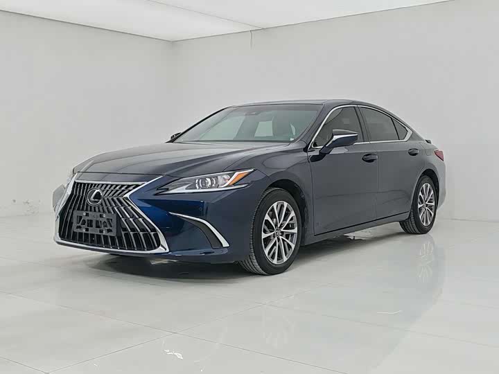 LexusES 2021 Model 200 Excellence Edition