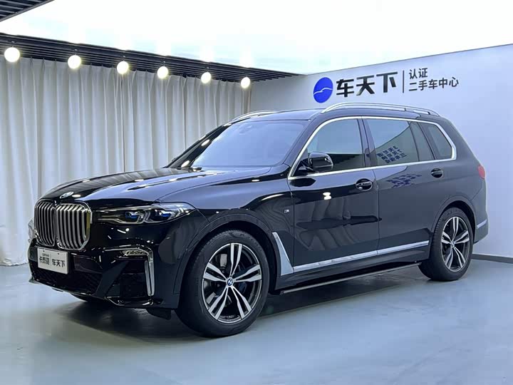 2023 BMWX7 2022 Model xDrive40i PremiumModelM Sports Package