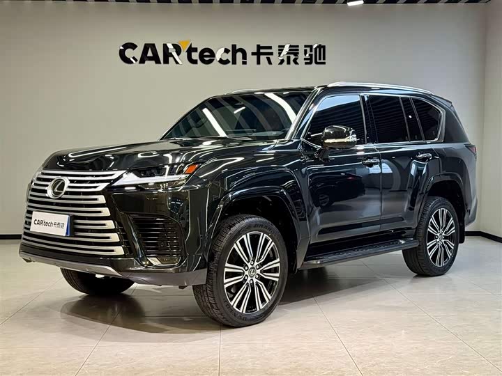 2025 LexusLX 2025 Model 700h Territory Edition