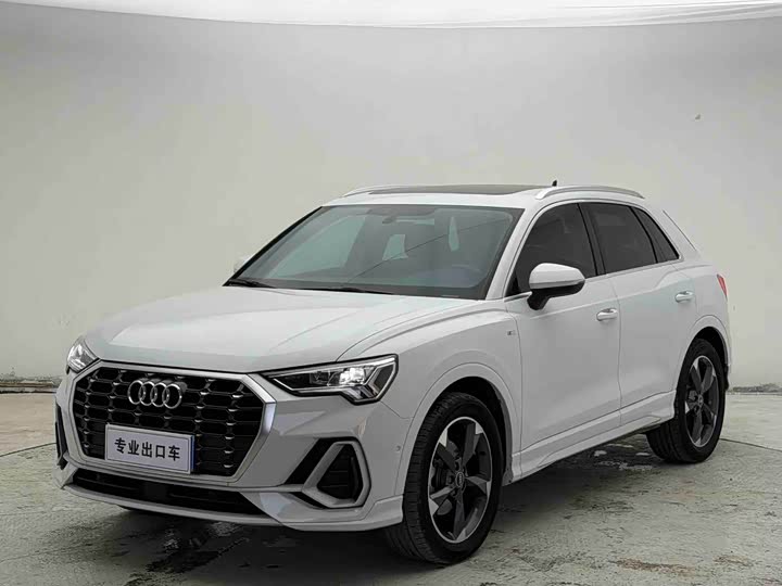 2022 AudiQ3 2022 Model 35 TFSI Fashion DynamicModel