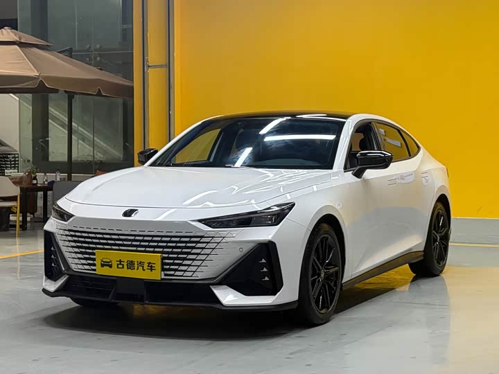 Changan UNI-V 2022 1.5T premium model