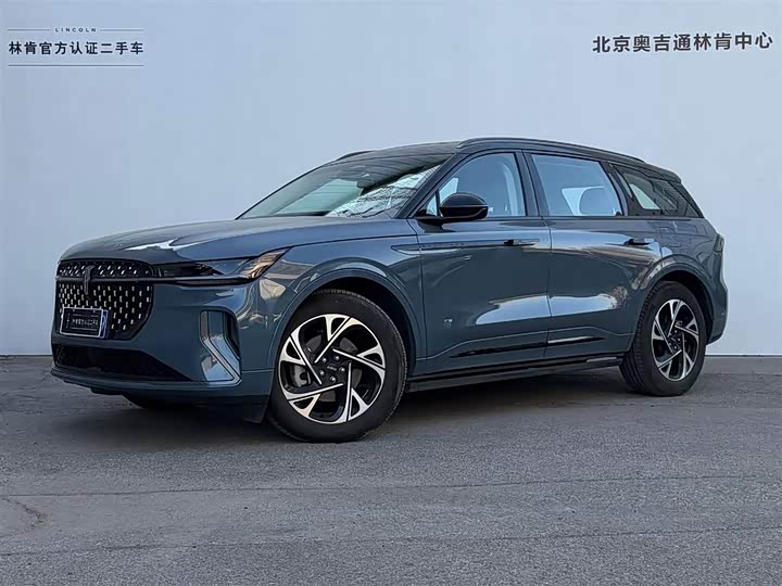 Voyager 2025 2.0T four-wheel drive Zunrui hybrid version