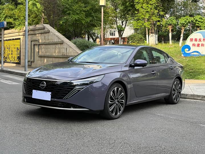 2025 Altima 2026 Model Hongmeng-seat cabin 2.0T flagship edition