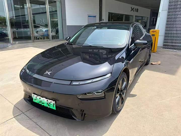 Xpeng P7 2022 model 670E 