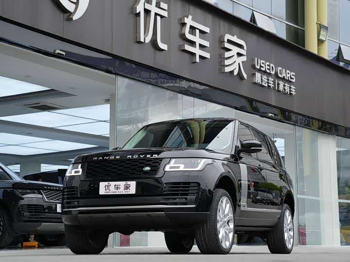 Range Rover 2022 3.0 L6 400PS Legendary Extended Classic Edition