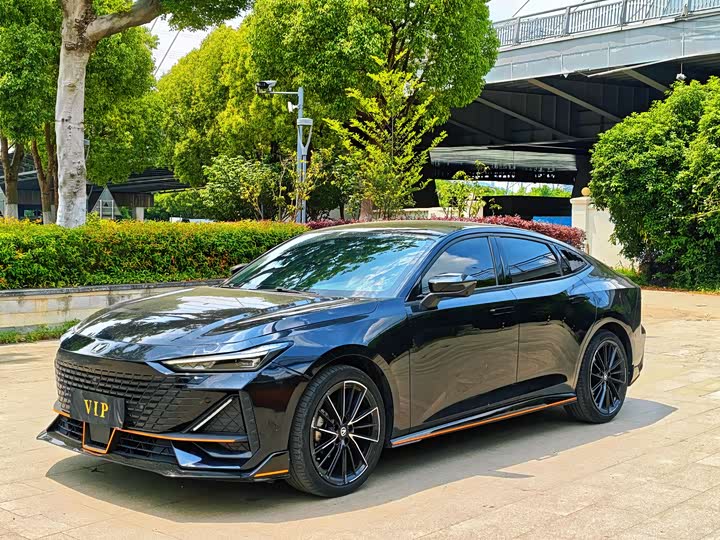 Changan UNI-V 2022 1.5T Sport