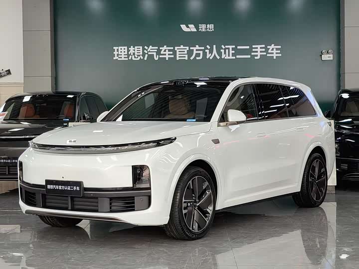 Ideal L9 2025 Ultra smart refresh version
