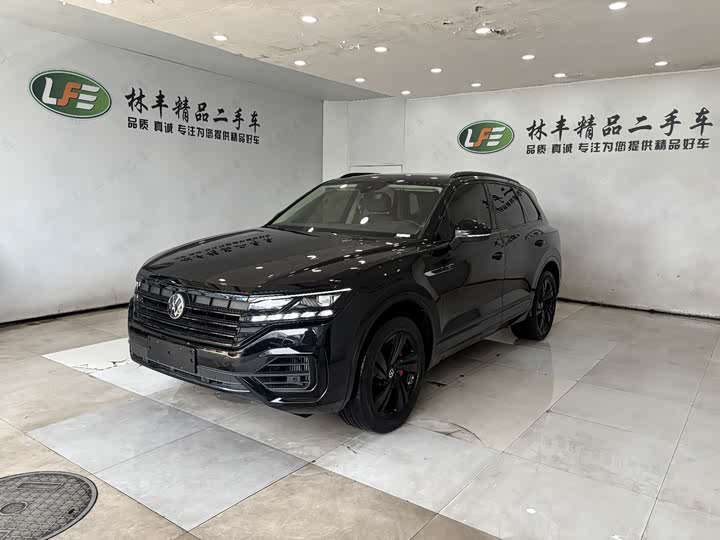 2025 Touareg 2023 Model 3.0TSI Ruixiang Edition Obsidian Sports Package