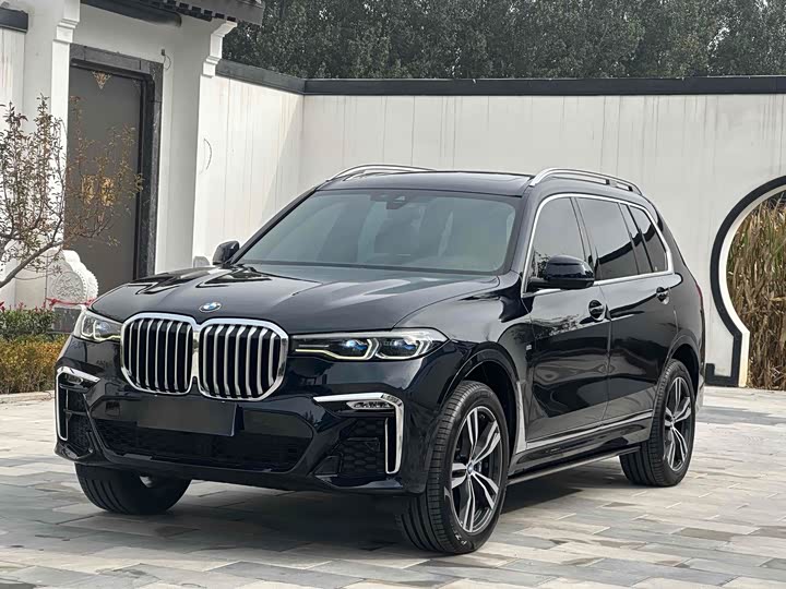 BMWX7 2021 Model xDrive40i PremiumModelM Sports Package