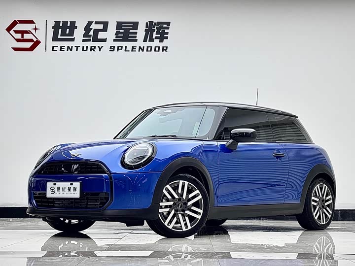 MINI 2025 Model 1.5T COOPER Classic Three-Door Edition