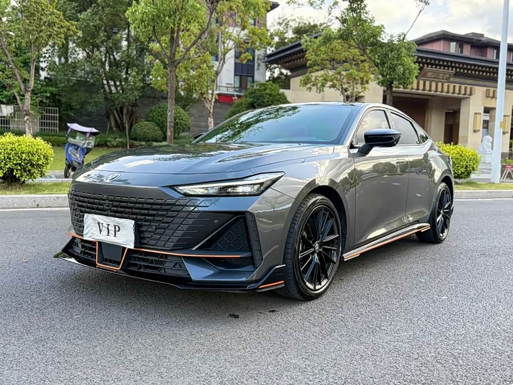 ChanganUNI-V 2023 Model 1.5T Sports Edition