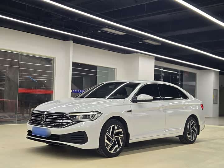 Sagitar 2023 Model 280TSI DSGBeyond Edition