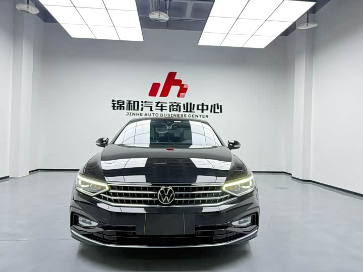 2025 Volkswagen Magotan Facelift Public Enjoy 330TSI DSG Luxury