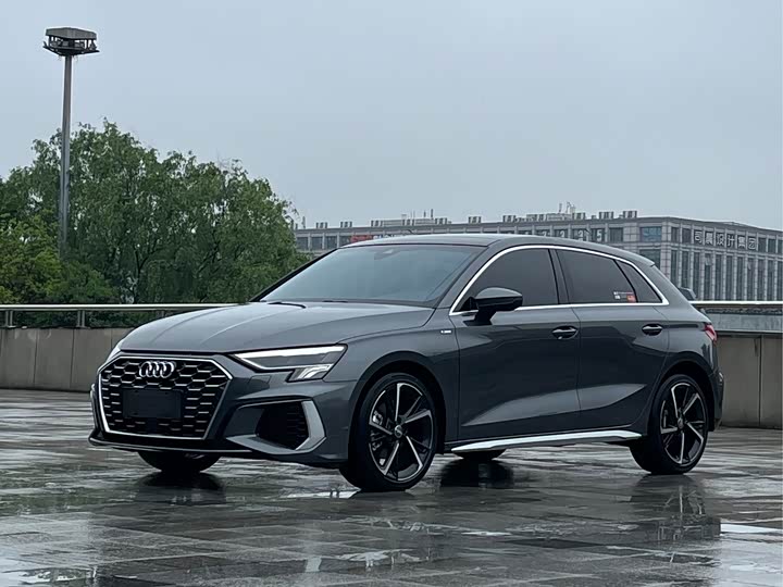 AudiA3 2021 Model Sportback 35 TFSI Fashion SportsModel